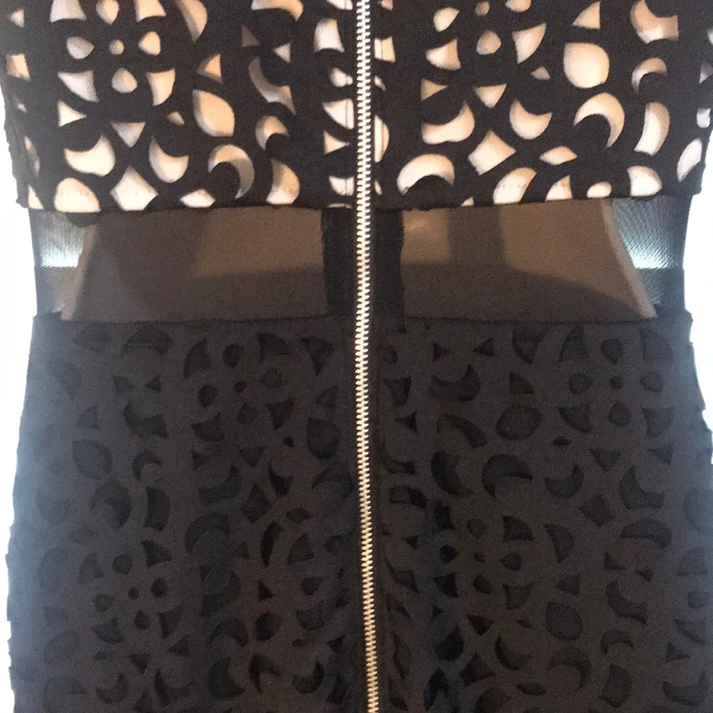 Xscape Black Lace Maxi Gown - Picture 7 of 8